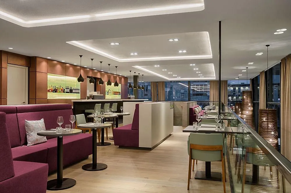 Element Amsterdam Hotell