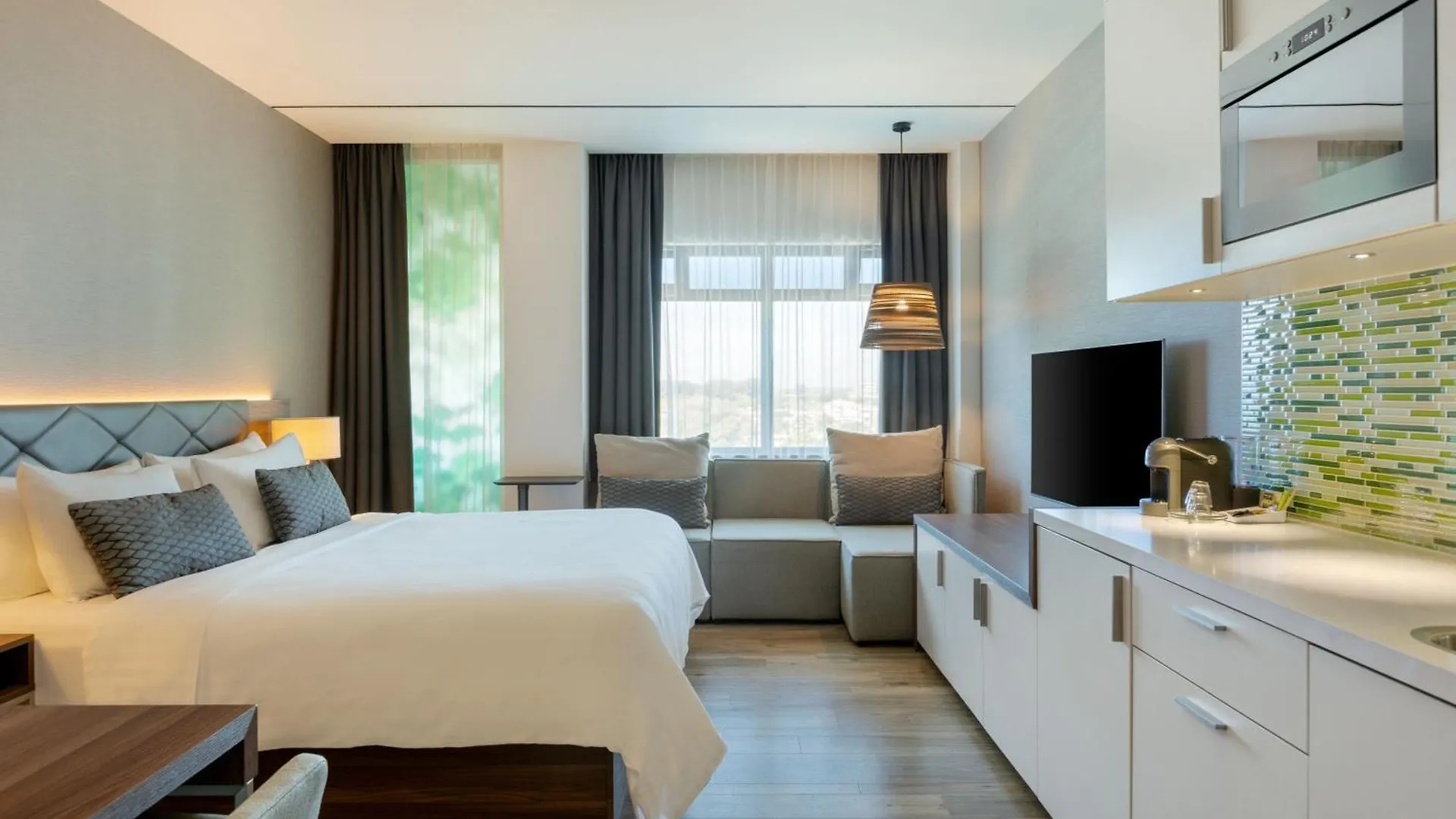 Element Amsterdam Hotell